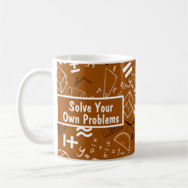 Taza De Café resolver sus propios problemas matemáticas marrón
