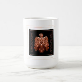 Taza de café restaurada del antiguo halcón de cobr