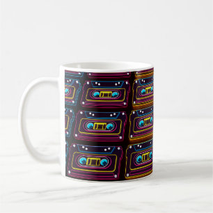 Taza De Café Resumen Cinta Cassette neón retro música de fondo