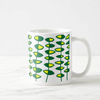 Taza De Café Resumen de hojas alternativas - verde y amarillo
