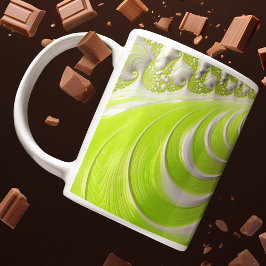 Taza De Café Resumen fractal de espiral verde limón moderno