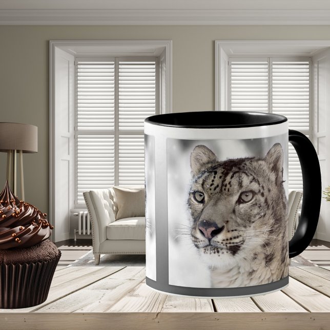 Taza De Café Retrato de Leopardo de la Nieve Mug de Gato Grande (A beautiful mug for any cat lover featuring an image of a snow leopard)