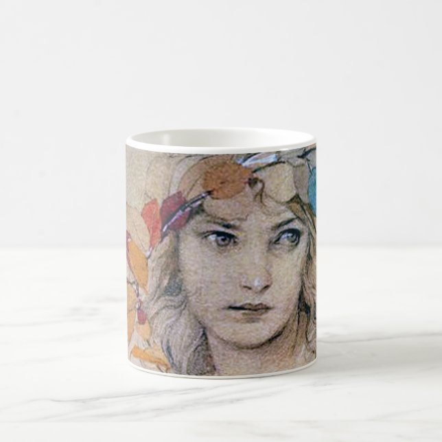 Taza De Café Retrato (estudio), Alphonse Mucha (Centro)