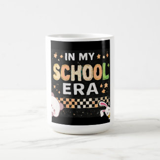 Taza De Café Retro En Mi Era Escolar Estética Regreso a la Escu