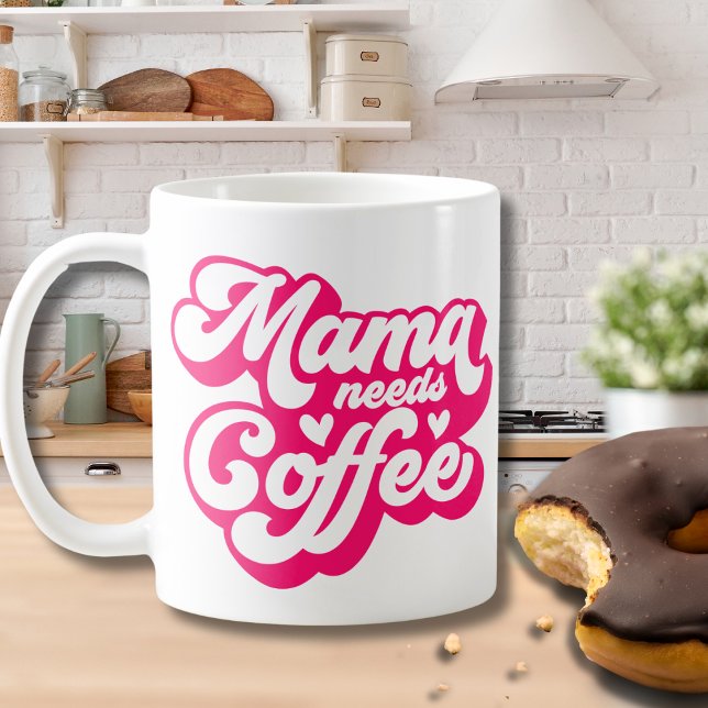 Taza De Café Retro Hot Pink Mama Necesita Café Cansado Mamá (Subido por el creador)