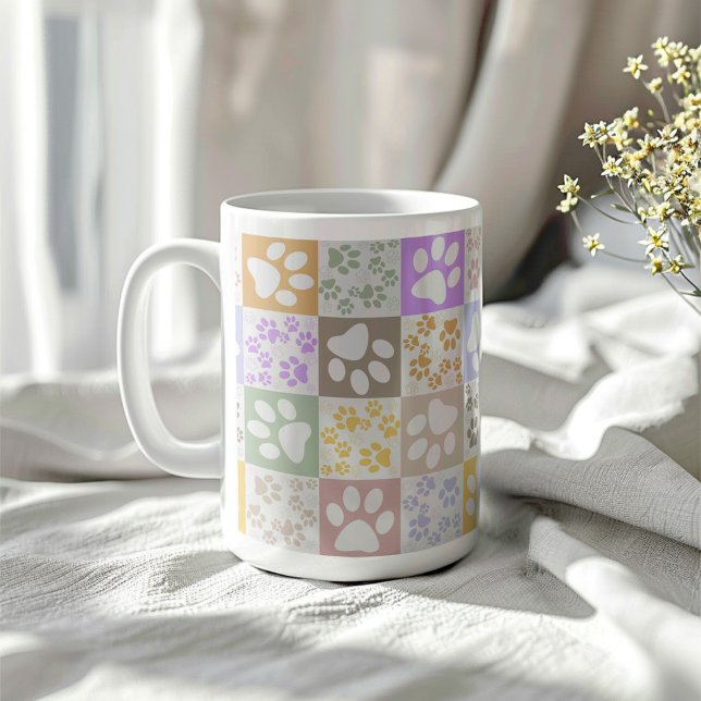 Taza De Café Retro Mascota Paw Checkered (Subido por el creador)