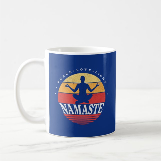Taza De Café Retro Namaste, pose de yoga (Izquierda)