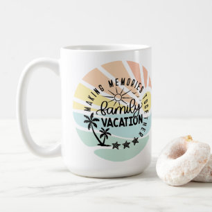 Taza De Café Reuniendo Recuerdos de vacaciones familiares