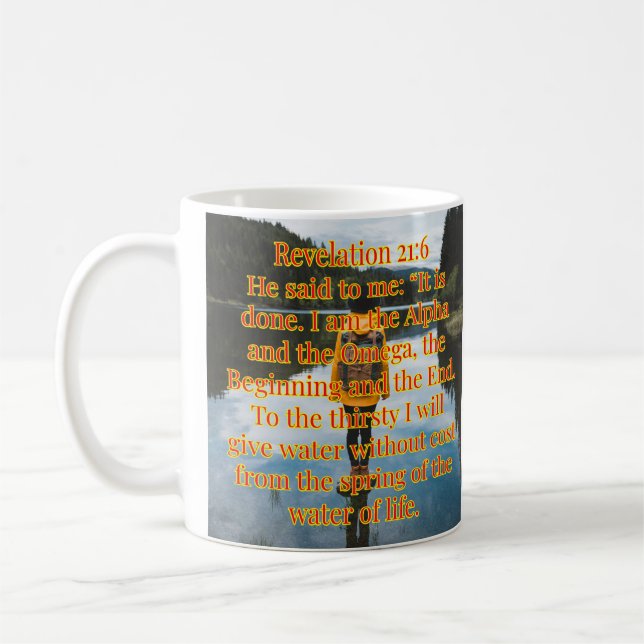 Taza De Café Revelación 21:6 Clásica Mug (Izquierda)