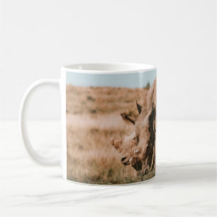 TAZA DE CAFÉ RHINO EN ÁFRICA GRAZANDO
