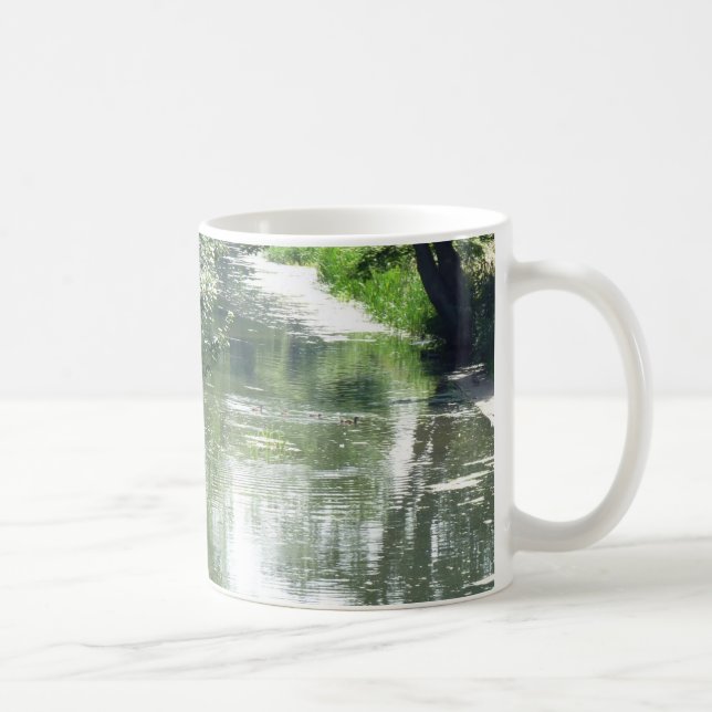Taza De Café Río Serene que fluye (Derecha)