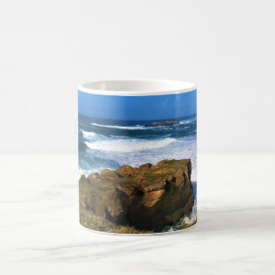 Taza De Café Roca Otter en el Parque Estatal Devil's Punchbowl,