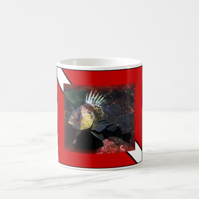 Taza De Café Rocas buceadoras de Scuba (Centro)