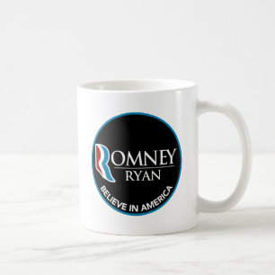 Taza De Café Romney Ryan cree en el negro redondo de América