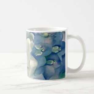 Taza De Café Rosa blanco y Larkspur del atontamiento Georgia