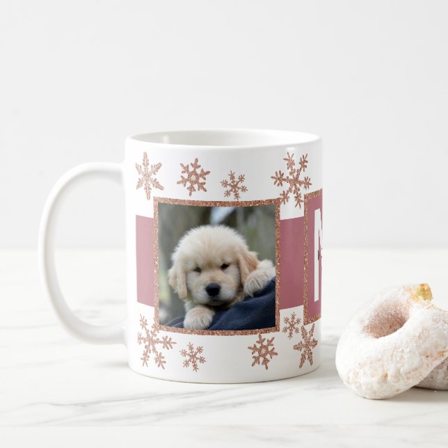 Taza De Café Rosa de copos de nieve de oro 2 Navidades fotográf (Con donut)