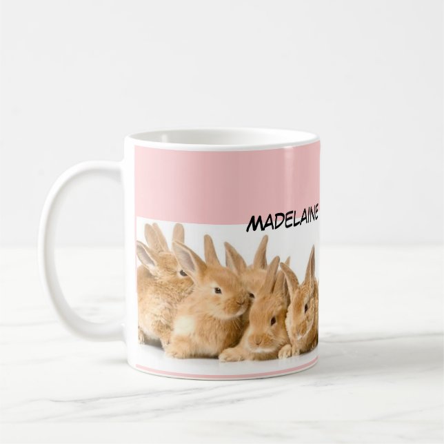 Taza De Café Rosa de los conejitos de pascua personalizado (Izquierda)