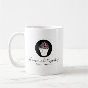 Taza de café rosa de magdalena dibujada a mano de 