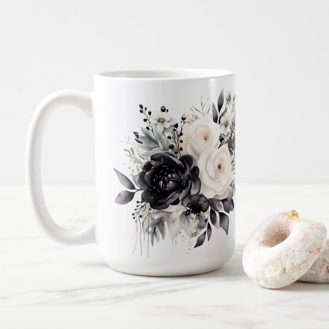 Taza De Café Rosas negras y blancas en blanco (Con donut)