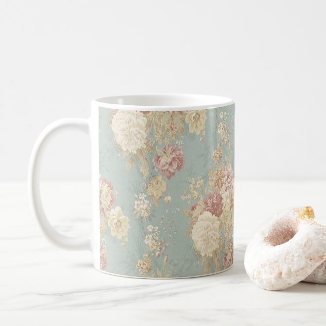 Taza De Café Rosas rosados blancos de Rubor en fondo azul (Con donut)