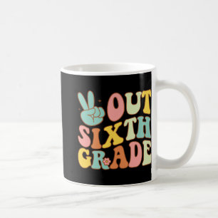 Taza De Café Rótulo De Sexto Grado Groovy El Último Día De La E