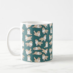 Taza De Café Rough Collies sobre el verde
