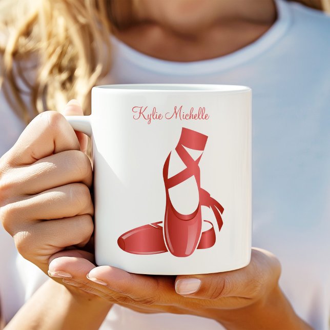 Taza De Café Ruby Red Ballet Slips con nombre Danza (Subido por el creador)