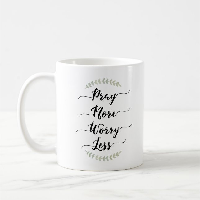 Taza De Café Ruegue más preocupación menos (Izquierda)