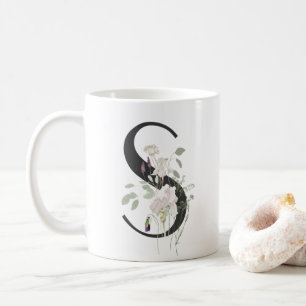 Taza De Café S inicial con flor de color suave Café Mug