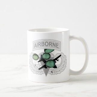 Taza De Café Salto aerotransportado con las alas