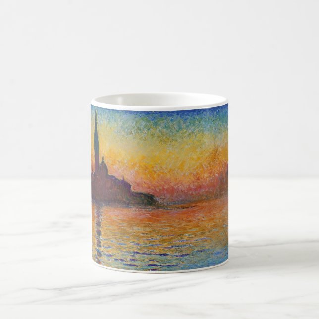 Taza De Café San Giorgio Maggiore en Dusk (por Claude Monet) (Centro)