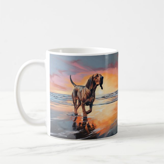 Taza De Café Sandy recorre un perro sangriento al atardecer en  (Izquierda)