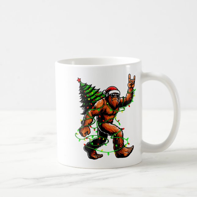 Taza De Café Santa Bigfoot Christmas Tree Xmas Lights Funny Sas (Derecha)