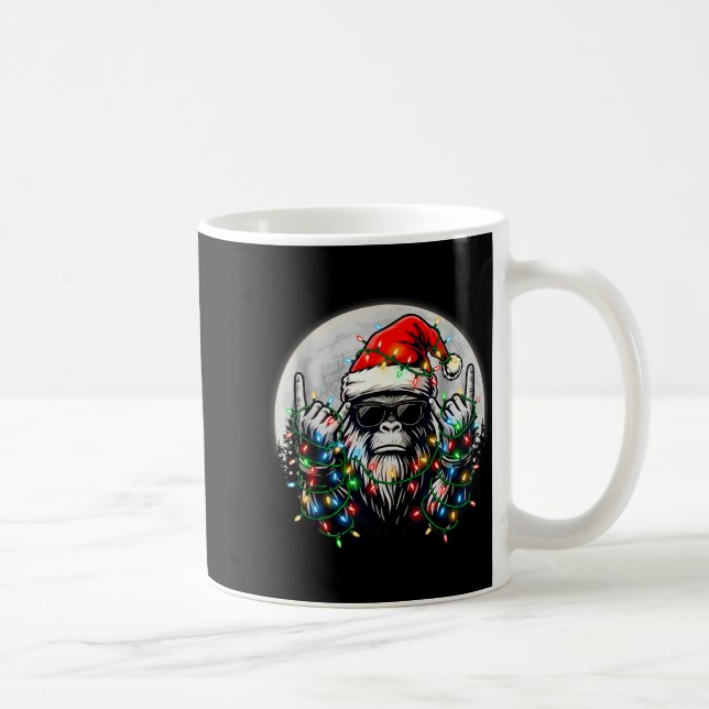 Taza De Café Santa Bigfoot Christmas Tree Xmas Lights Funny Sas (Derecha)