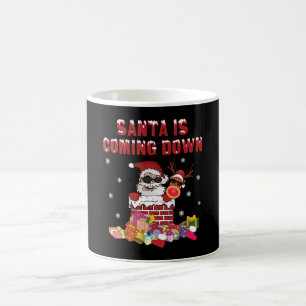 Taza De Café Santa está bajando la chimenea