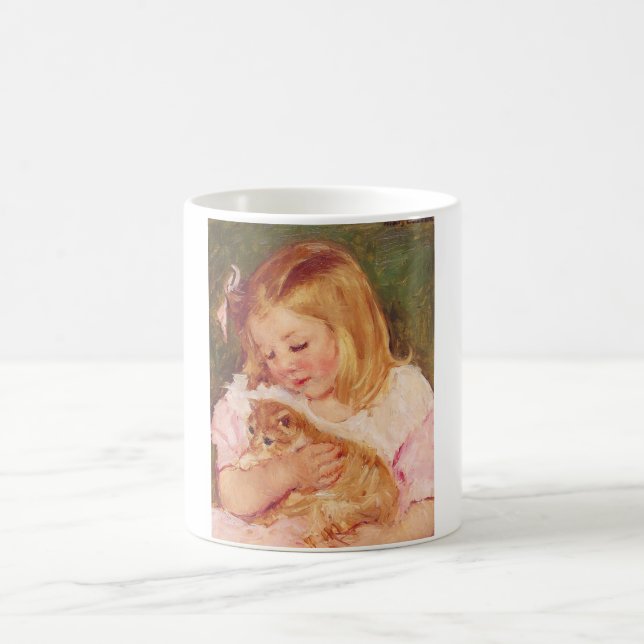 Taza De Café Sara Holding a Cat (por Mary Cassatt) (Centro)