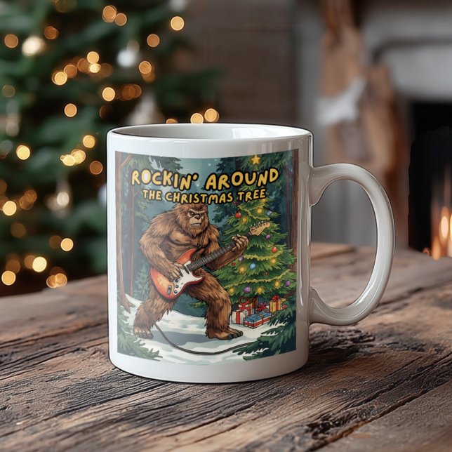 Taza De Café Sasquatch Guitar Rockin' Around Christmas Tree (Subido por el creador)