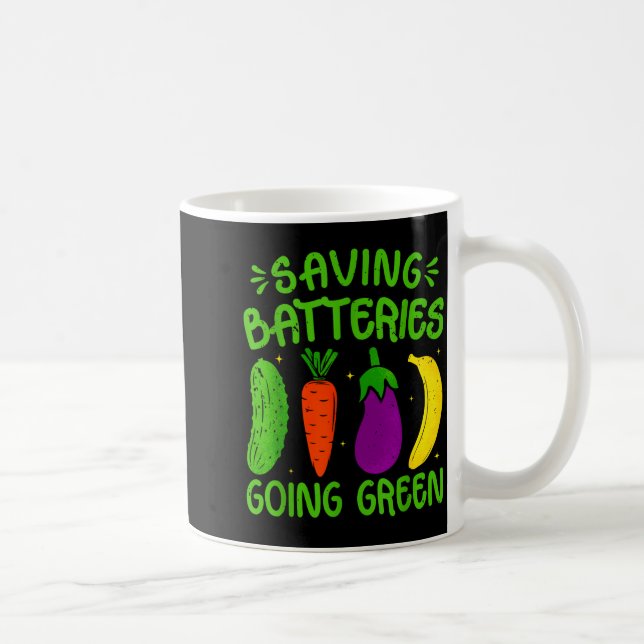 Taza De Café Saving Batteries Going Green Funny Inappropriate H (Derecha)