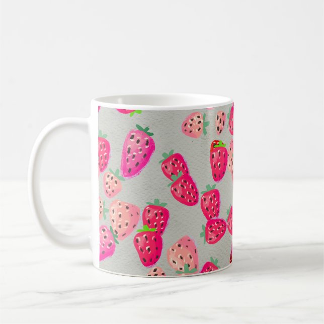 Taza De Café Seamless pattern with ripe strawberry. Hand drawn  (Izquierda)
