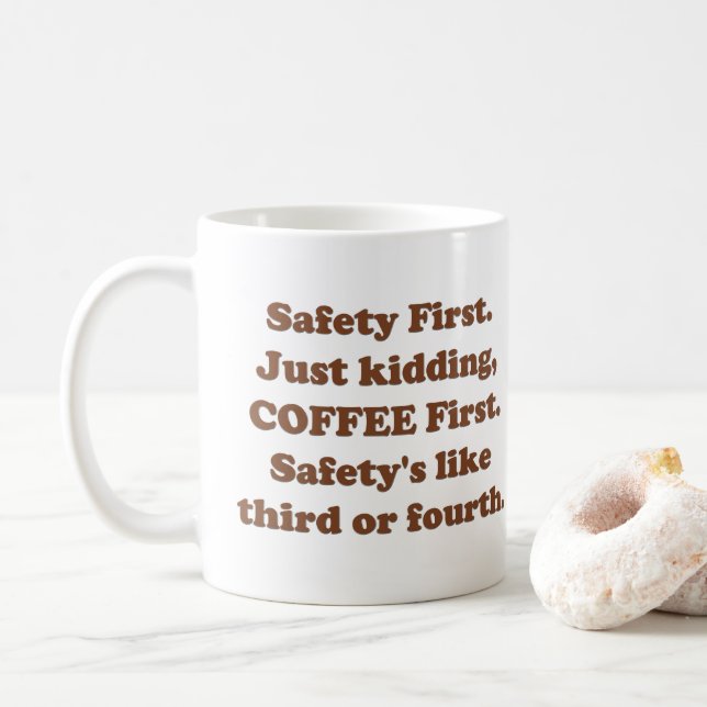Taza De Café Seguridad primero (Con donut)
