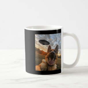 Taza De Café Selfie de pastor alemán con extranjeros de Ufos Gr
