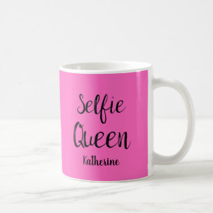 Taza De Café Selfie nombre de reina Fuchsia personalizada rosa 