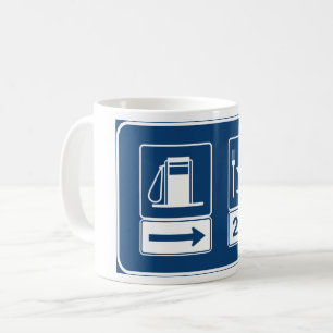Taza De Café Señal de carretera retro azul de gasolinera y rest