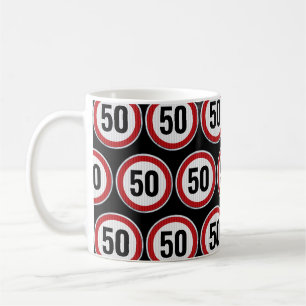 Taza De Café Señal de límite de velocidad de cumpleaños 50 pers