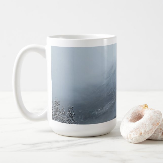 Taza De Café Sendero de Montaña Nevada Paisaje Invernal (Con donut)