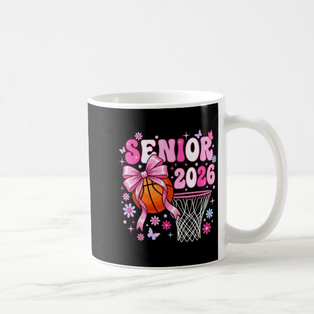 Taza De Café Senior 2026 class of 2026 basketball coquette bow (Derecha)