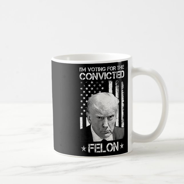 Taza De Café Sentencia de 2024 a Trump 2024 (Derecha)