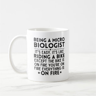 Taza De Café Ser microbiólogo es fácil