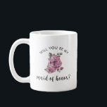 Taza De Café Serás mi empleada de honor Propuesta<br><div class="desc">Sorprende a tu **mejor amigo** o **hermana** con una sincera y elegante **Mandato de honor** usando esta encantadora taza de café con flores! Adorada con delicadas rosas rosas rosas rosas vintage y elegante caligrafía de escritura, esta taza es la manera perfecta de preguntar, **"¿Serás mi doncella de honor?"** en un...</div>