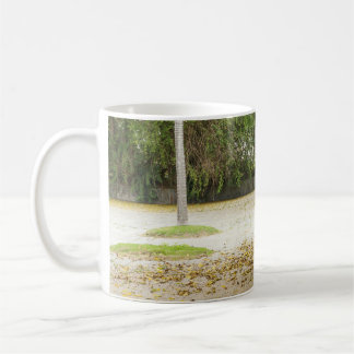 Taza De Café Serie Li Garden: Esperando en quietud